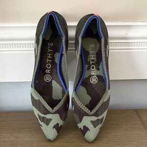 Rothy'sThe Point Camouflage Flats - Green, Blue, and Orange